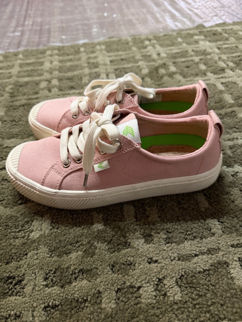 Cariuma Oca Low Top Lace Up Canvas Sneakers Shoes Rose Pink Unisex W6/M4.5 - Picture 2 of 6